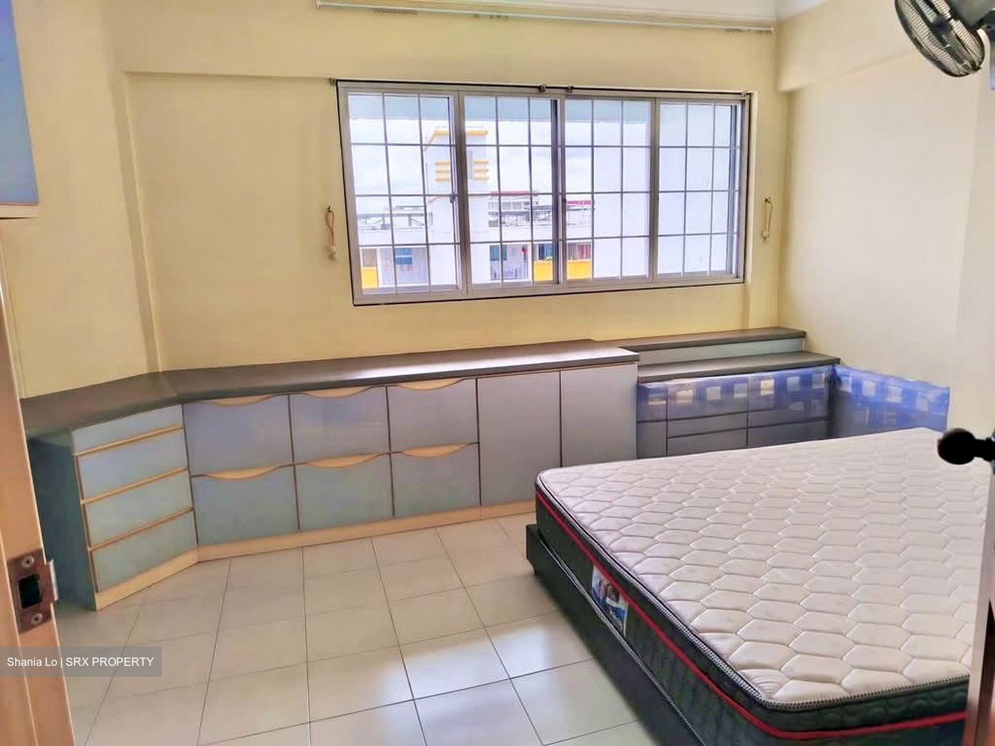 Blk 221 Yishun Gardens (Yishun), HDB 5 Rooms #530768071